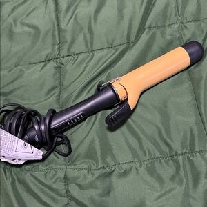 CHI curling iron 1.5”